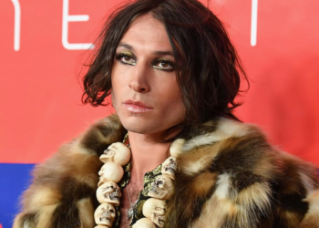 El actor estadounidense Ezra Miller está listo para aparecer en el papel principal de la película de superhéroes 'Flash'. Foto: AFP.