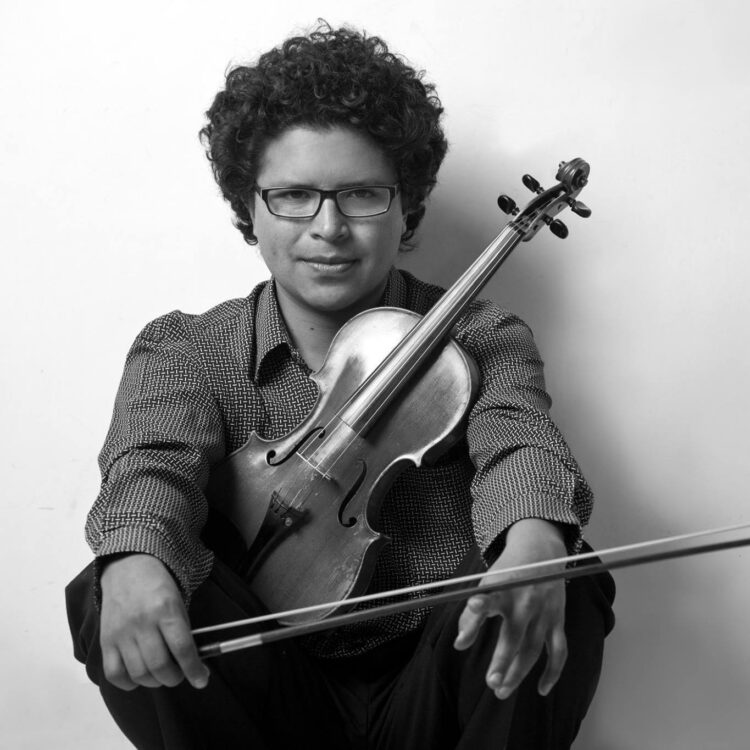 El violinista Gustavo Orihuela. Foto: Facebook.