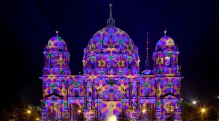 Berlín se suma al ahorro de energía por el impacto de la guerra y dejará de iluminar monumentos. Foto: AFP.