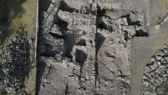 Imagen sin fecha cedida por el proyecto de investigación de la colina de Santa Apolonia, que muestra una vista aérea del sitio de excavación en la región de Cajamarca, Perú. Foto: AFP.