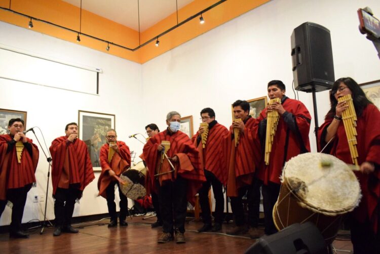 Integrantes del Instituto de Formación Artística Folklórico Musical Mauro Núñez (IFA). Foto: IFA.