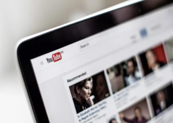 Interfaz de YouTube en un ordenador.. Foto: UNSPLASH.