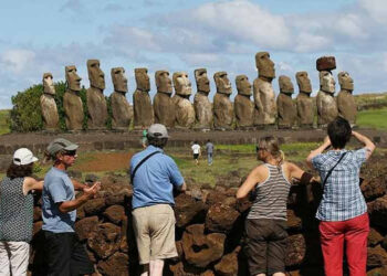 La Isla de Pascua volverá a recibir turistas. Foto: AFP.