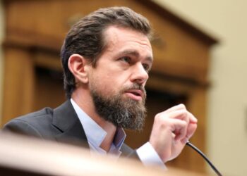 Jack Dorsey, compareciendo ante el Congreso de EE UU, en 2018. Foto: Reuters.