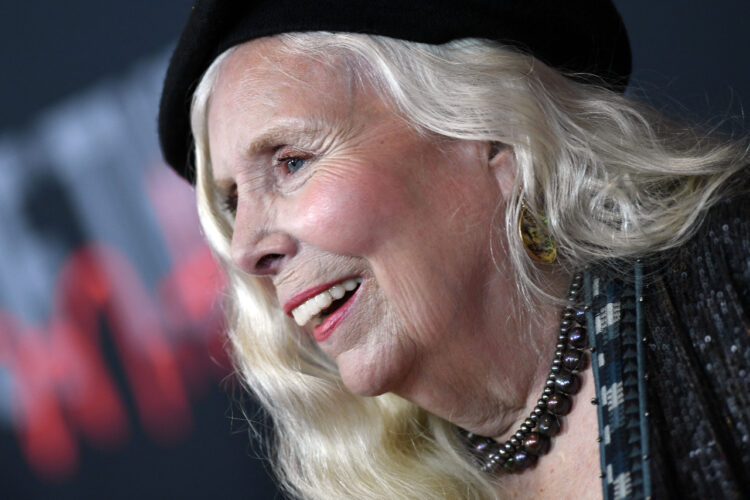 La revolucionaria cantautora Joni Mitchell. Foto: AFP.