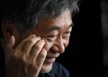 El cineasta japonés Hirokazu Kore-eda, presenta su filme 'Un asunto de familia'. Foto: AFP.