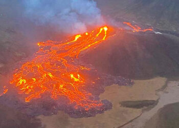 El fluido de la lava del volcán en Meradalir, Islandia. Foto: AFP.