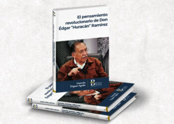 Tapa del libro ‘Pensamiento político de Don Édgar Huracán Ramírez’. Foto: FCBCB.