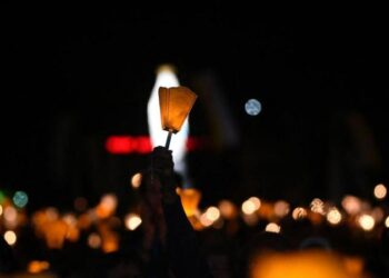 En Lourdes, miles de peregrinos de todas las edades celebran la Asunción. Foto: news. eseuro.com.