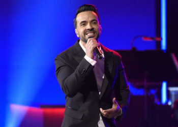 Luis Fonsi en su gira mundial 'Noche perfecta'. Foto: AFP.