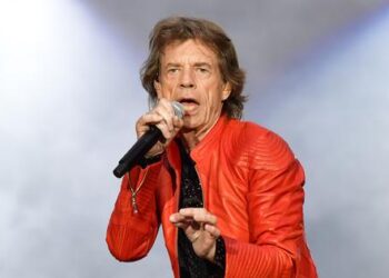 El vocalista Mick Jagger de la banda Rolling Stones enfermó con Covid. Foto: AFP.