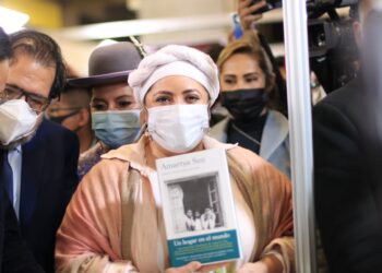 La ministra de la Presidencia, María Nela Prada, en la Feria del Libro. Foto: FIL.