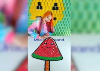 Las alucinantes obras de arte de esta chica hechas con caramelos. Foto: Euorpa Press.