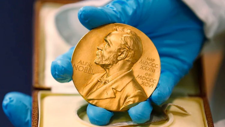 Los laureados con el Nobel de Química de este año fueron dos estadounidenses y un danés. Foto: AFP.