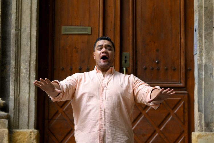 El cantante lírico Pene Pati. Foto: AFP.