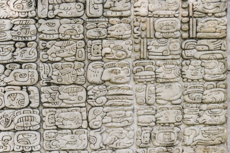 Imagen ilustrativa de códice maya. Foto: AFP.