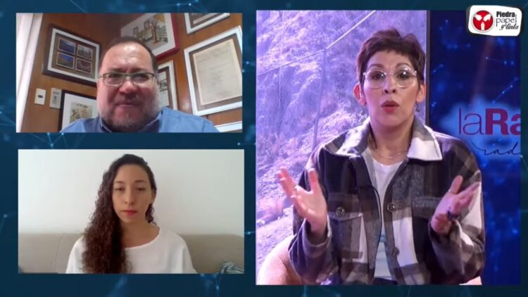 Los poetas Gabriel Chávez y Melissa Sauma, en la entrevista de Piedra, Papel y Tinta. Captura: La Razón.