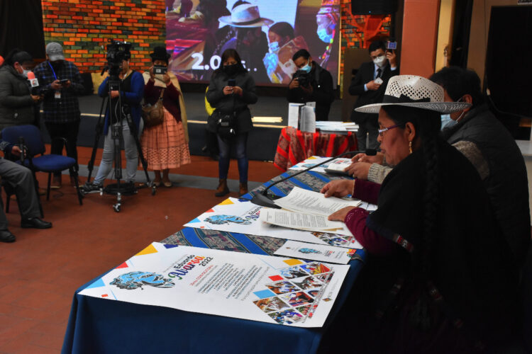 La Ministra de Culturas, Sabina Orellana, este martes en el lanzamiento. Foto: APG.