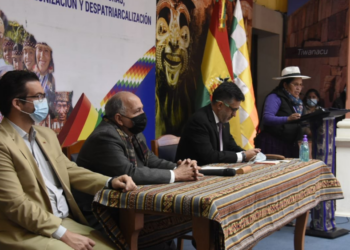 La ministra de Culturas, Sabina Orellana, en el lanzamiento de los Premios Alba. Foto: Ministerio de Culturas.