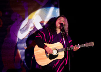 La cantante Vivir Quintana, de 32 años, nueva estrella del corrido mexicano. Foto: AFP.