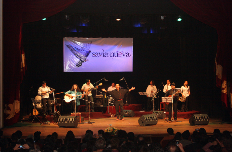 Una de las últimas presentaciones de Jaime Junaro. Foto: Savia Nueva.
