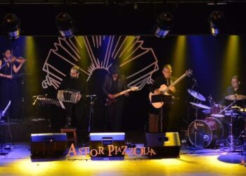 Silencio Cromático, en el homenaje a Astor Piazolla. Foto: Oso Rojo.