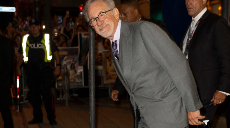 Steven Spielberg presentó su largometraje más personal, "The Fabelmans", en el Festival Internacional de Cine de Toronto. Foto: AFP.