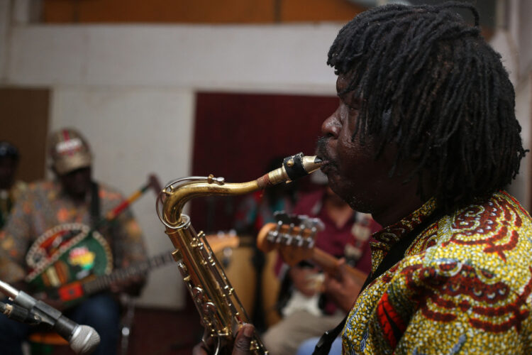 La música beja, una expresión de las problemáticas que vive Sudán. Foto: AFP.