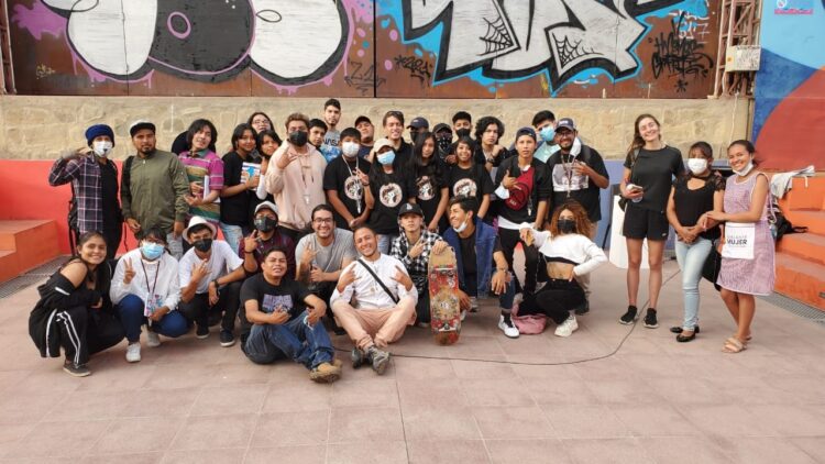 Uno de los talleres del arte urbano. Foto: Quiqui Riveros.