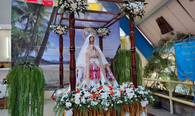 La Virgen del Valle, patrona del Oriente de Venezuela. Foto: AFP.