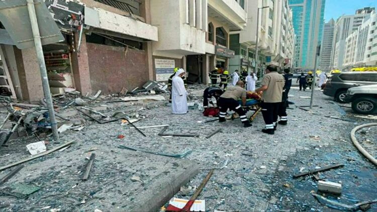 Dos muertos y 120 heridos en una explosión de gas en Abu Dabi