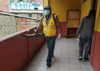 La Alcaldía de La Paz reporta la desinfección de 134 unidades educativas