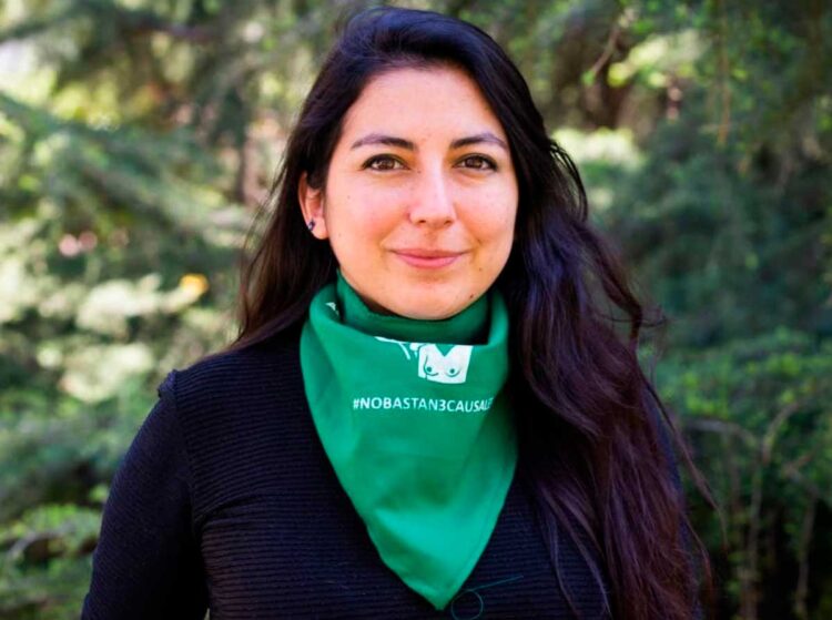 Chile incluye derecho al aborto en propuesta de nueva Constitución