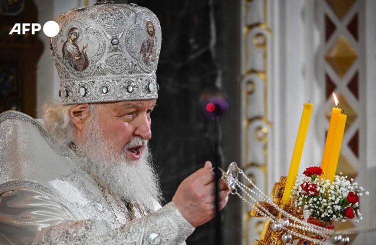 Patriarca ruso Kirill está en cama y aislado tras dar positivo al COVID-19