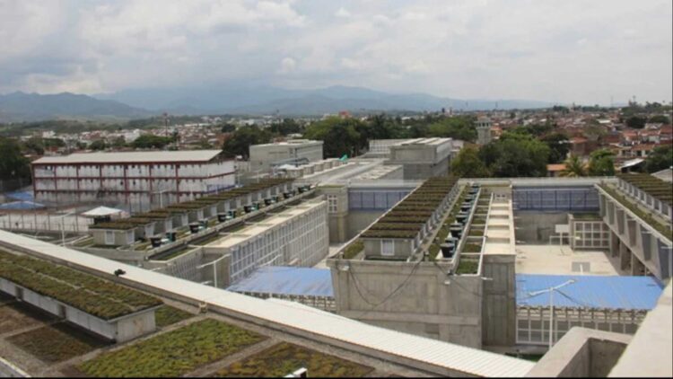 Intento de fuga deja 49 reclusos muertos en cárcel del suroeste de Colombia