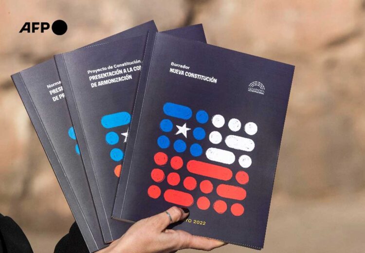 Chile decidirá si deja atrás el cuestionado modelo neoliberal del que fue pionero