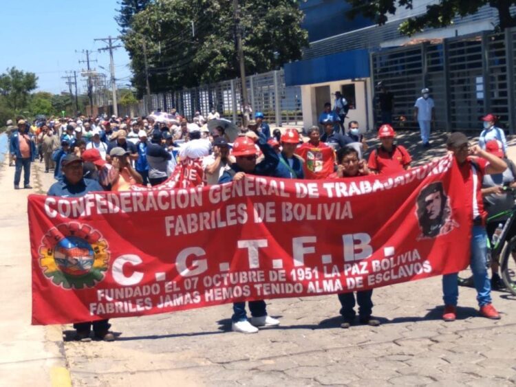Fabriles en contra del paro y del cerco piden solución al conflicto por el Censo
