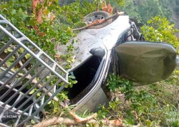 Al menos 17 muertos al caer camioneta a un precipicio en Guatemala