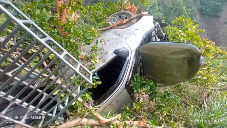 Al menos 17 muertos al caer camioneta a un precipicio en Guatemala