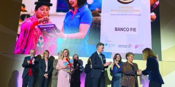 Banco FIE ganador del Premio Europeo de las Microfinanzas 2022 sobre la Inclusión Financiera al Servicio de la Mujer