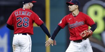 Guardianes y Marineros firmes rumbo a los playoffs de las Grandes Ligas