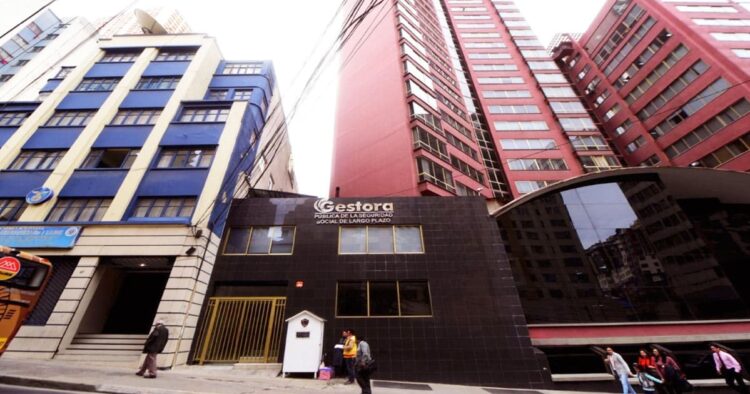 Credicorp invita a Voces, un concurso de ideas