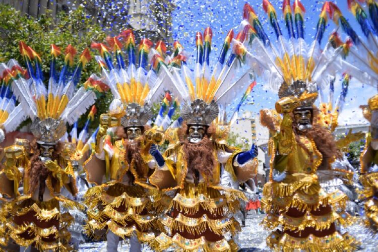 Piden mesura en el Carnaval Paceño