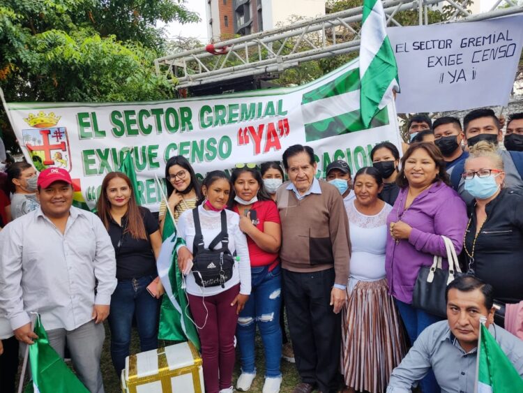 Cívicos y gobierno buscan apoyo de los movimientos sociales en Santa Cruz