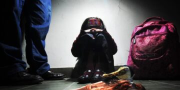 Hombre de 41 años es aprehendido por violar a su hijastra de 13