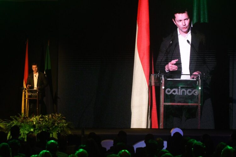 La CAINCO posesiona a su directorio, con Fernando Hurtado a la cabeza