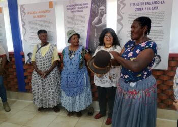 Una muestra fotográfica reúne las historias de 50 mujeres afrobolivianas