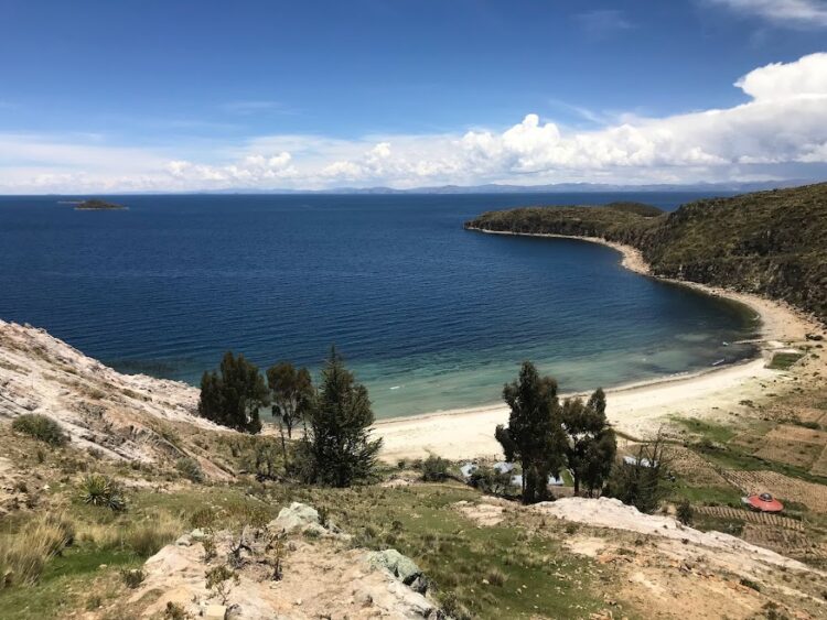 Residencias y talleres en artes vivas y teatro se trasladan al Lago Titicaca en febrero