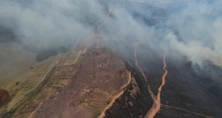 Samaipata y el parque Noel Kempff sufren sendos incendios forestales pese a lluvias
