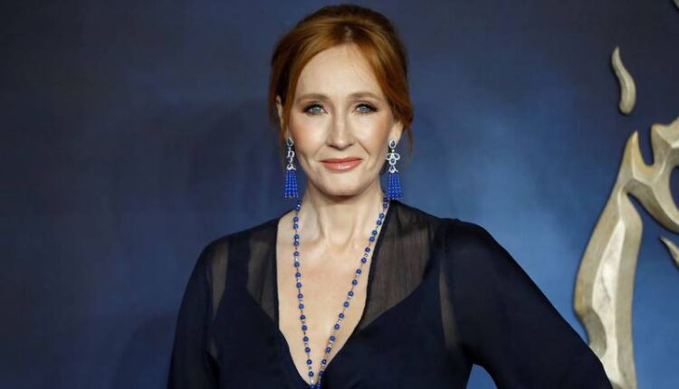 J.K. Rowling ofrece donar hasta un millón de libras para huérfanos en Ucrania